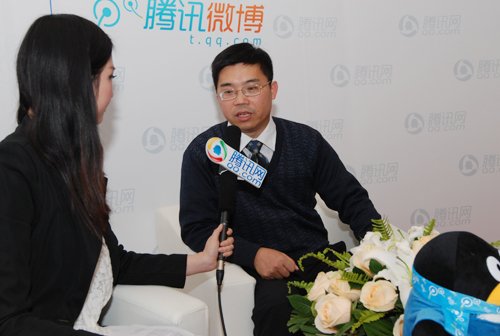 武汉大学沈阳教授:新媒体给中国教育带来冲击