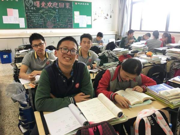 “00后”捐骨髓救父:换回爸爸一条命,怎么都值