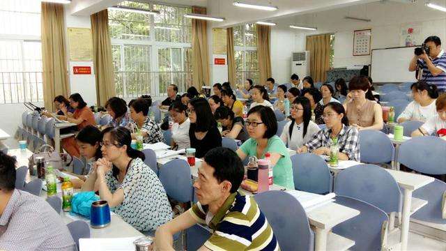 南国花园小学三年级数学学业素质评价侧记