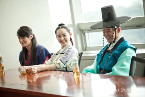 文根英金范恋情曝光 国民<em>妹妹情侣</em>古装盘点 组