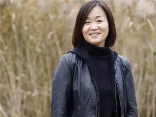 学霸妈妈谈教育:十几年不开电视,限制用手机