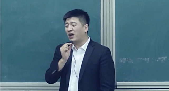 考研老师张雪峰爆笑解读:当网红是一种什么样