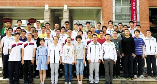 五大学科竞赛，杭二中高一学生拿了56个一等奖