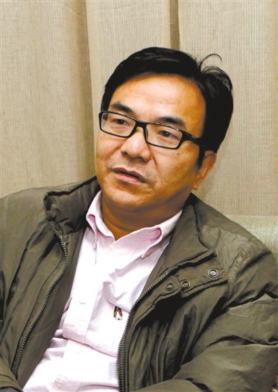 中国政法大学教授进门遭拒 微博抱怨保安引论战