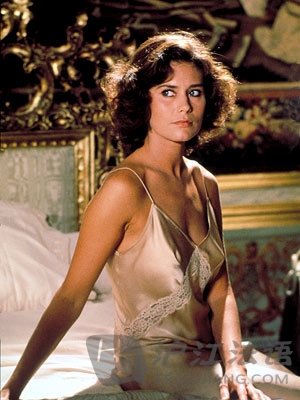 盘点:007系列电影中的法国邦女郎