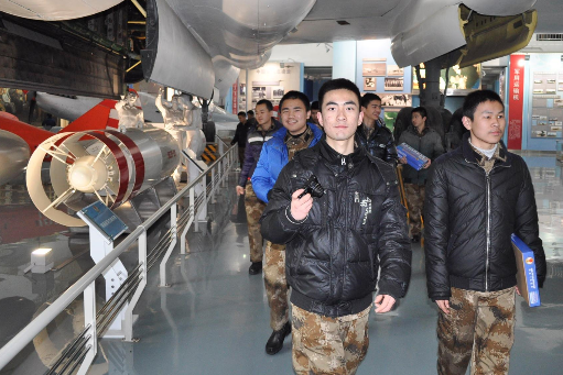 河南空军青少年航空实验班将招百名初中毕业生