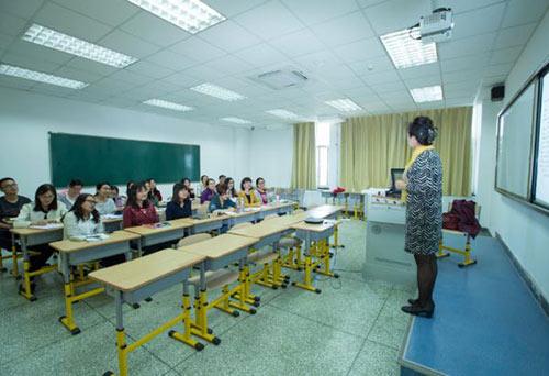 北京昌平新东方外国语学校英语组加强师资培训
