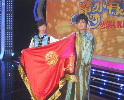 北京魔术大师空降恩施收徒 27日晚一起进入魔