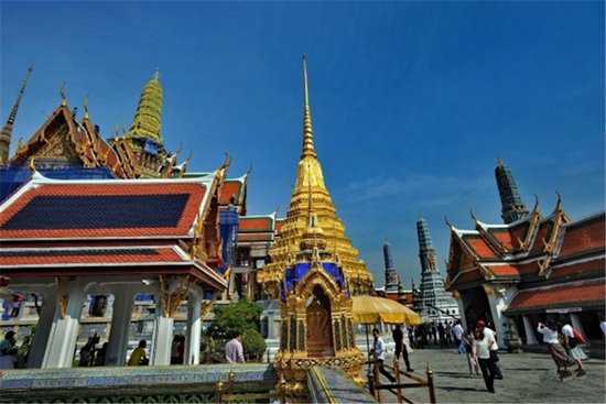 哈格咋!五一俄罗斯美女车模助阵宣恩宣恩国际