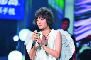 包小柏造“离席门”抗议快女 网友质疑湖卫炒作
