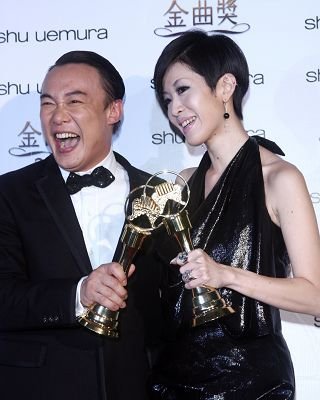 金曲奖关爱唱作女陈珊妮 “大赢家”周杰伦缺席