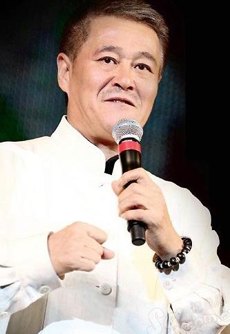 娱乐圈的“终结者”和“变形金刚”(组图)