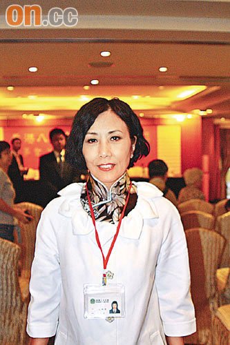 汪明荃欲连任香港八和理事 争取演艺圈权益