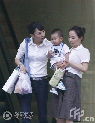 白百合跟儿子聊天