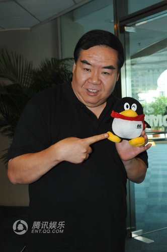 重拍剧《虾球传》上海关机 郑则仕挑战黑帮老