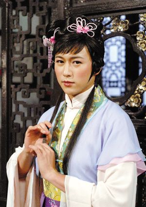 《王老虎抢亲》热播 陈键锋:扮女人原来很痛苦