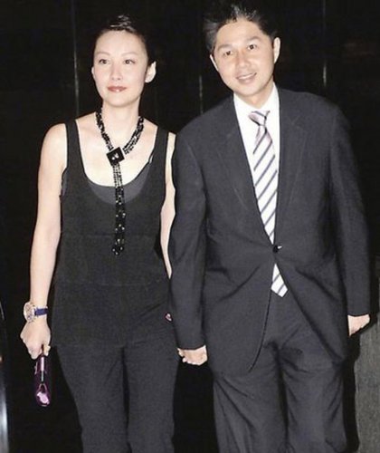艳照阴霾秘密订婚 与婆家关系甚佳_娱乐<em>速递</em>_