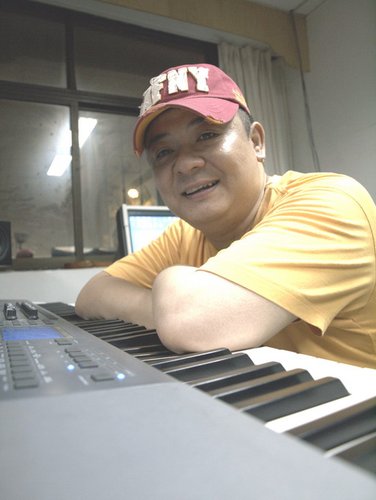 不做老大好多年 李晓杰新专辑劲风袭来(图)_大