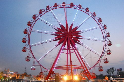 牛郎织女鹊桥会 七夕情动欢乐谷