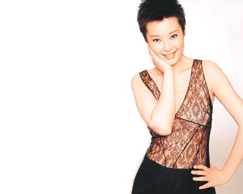 《朋友一撤开拍 袁立姜超等演绎小人物
