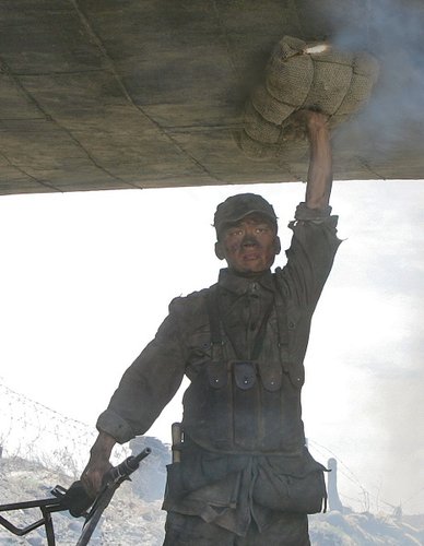 董存瑞配音工作已完成 王宝强期待观众点评 _