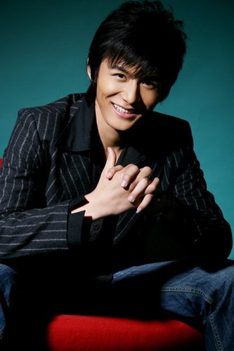 刘灿雷牧戏内显身手 陈小春元彬称赞武功强_华