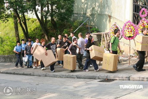 http://ent.QQ.com 2009年09月03日15:56 腾讯娱乐 我要评论( 0 ...