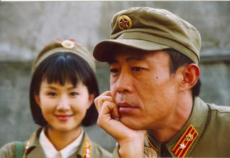 孟瑶难忘导演张军钊 曾为《铁色高原》跪破膝