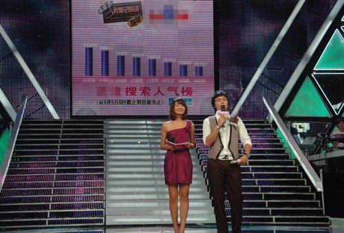 志玲惨遭黑面判官 超级领唱今夜泪为老师流_