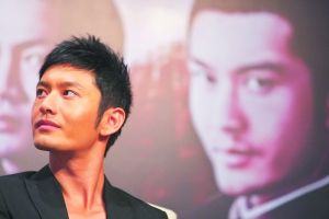 《风声》举办首映式 黄晓明现场怨声很大_华