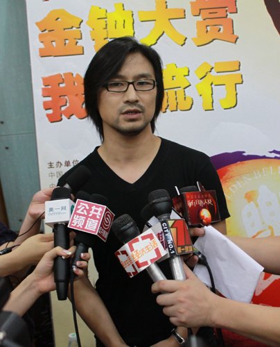 09金钟盛典完美落幕 那英演唱《梦一场》(图)_