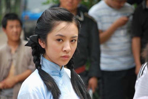 《民国往事》热拍 王晓晨<em>苗圃姐妹</em>花入主上海