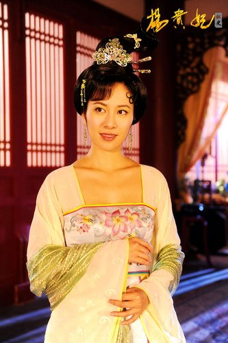 杨家<em>两姐妹</em>巅峰对决 殷桃叶璇比美飙演技 _内