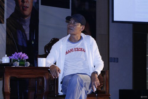 21833136.jpg