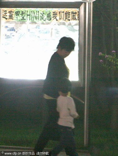 于丹<em>女儿首次</em>曝光+家门口接驾