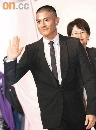 熊黛林突然请假飞泰国 与郭富城共度生日--熊黛