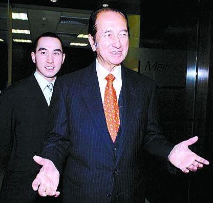 何鸿燊住院花费超一亿 家族成员为家产暗战_港台星闻_娱乐_腾讯网