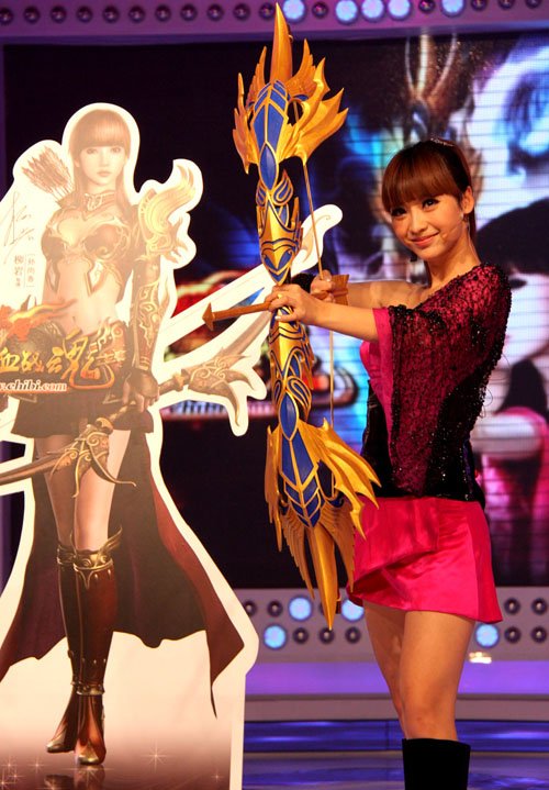 组图:柳岩取代林志玲 3D孙尚香横空出世_大