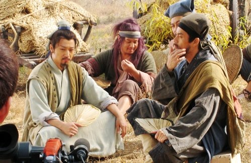 《水浒》拍智取生辰纲 李宗翰版吴用受称赞_