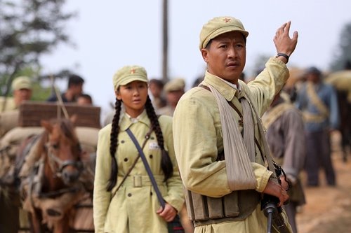 《我们队伍向太阳》转站北京 预计12月初杀青