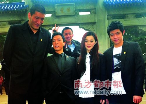 《十月围城》南京誓师 众主创称票房可望4亿