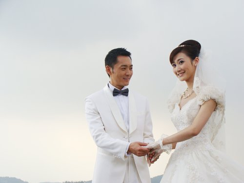 沈晓海新片大手笔+天价礼服打造高水准时装剧