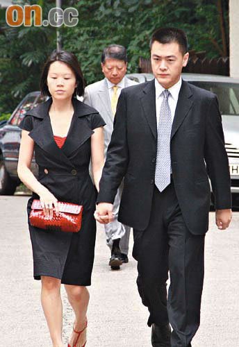 香港周大福珠宝主席郑裕彤娶孙媳妇,过亿婚礼全城名人到贺