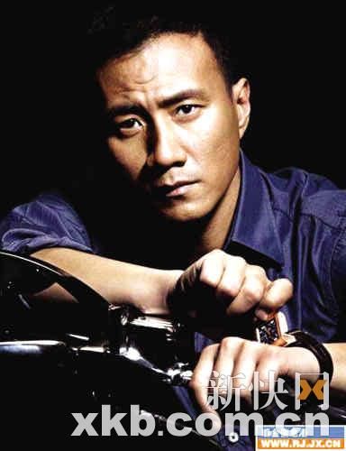 不上班不打卡每月白捡两千多 明星好意思嫌少？