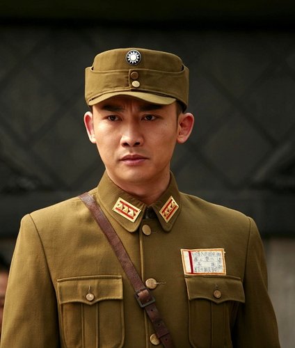 连奕名走出《大刀》 领衔《历史的天空》姊妹