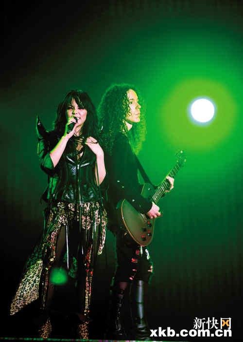 <em>张惠妹</em>动感摇滚唱翻广州 《我的<em>太阳</em>》震撼全