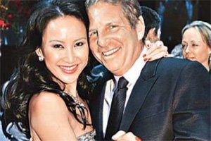 李玟与50岁未婚夫一见钟情 期待海边浪漫婚礼