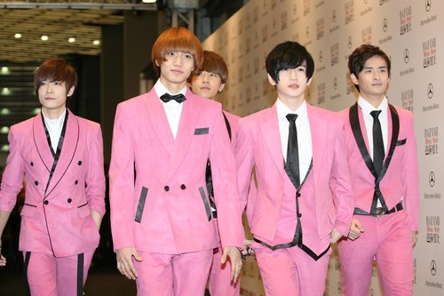 至上励合帅气亮相派对 五宝现场大展粉色诱惑_大陆新闻_娱乐_腾讯网