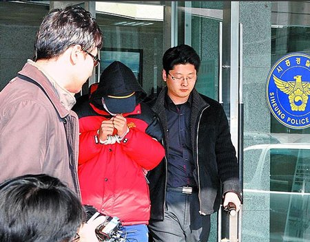 韩偶像爆援交16岁<em>幼女</em> 李秀朴忠栽被网友点名