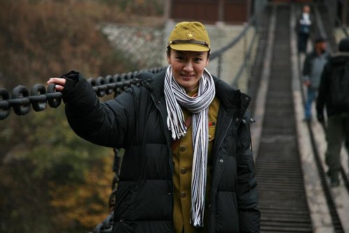 日军女副官(王尧饰演)